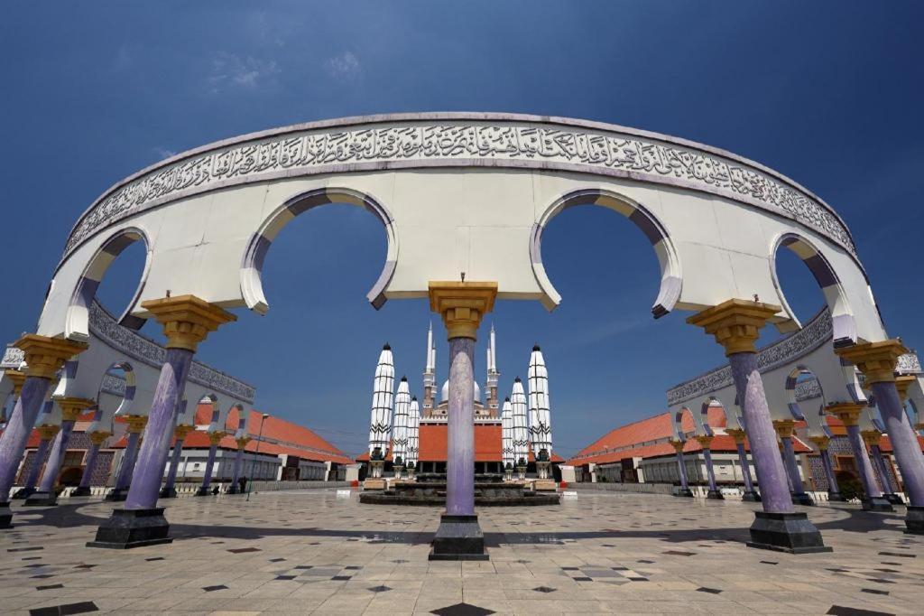Spot On 2281 Omajo Semarang Exterior foto
